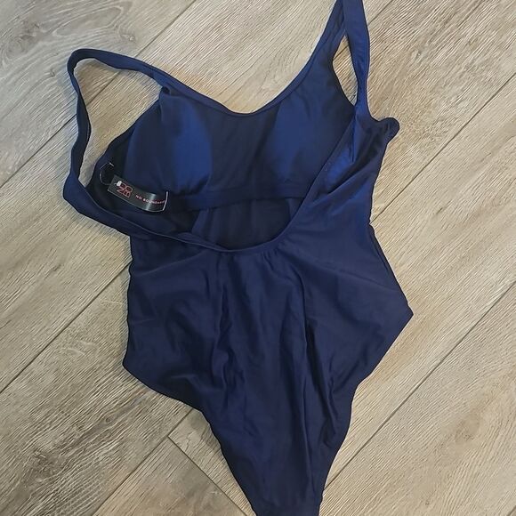 2 Nwt Swimsuits Green BAE SQUAD & #Fab Navy Blue Swimsuit - Picture 6 of 6